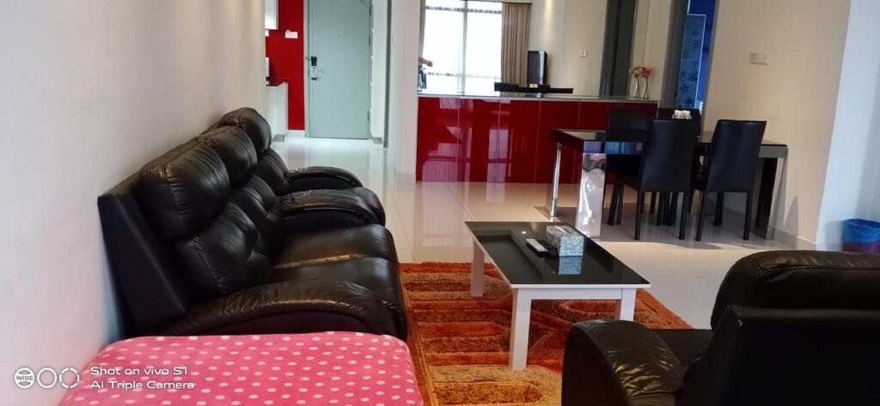 קואלה לומפור Victory Apartment Berjaya Times Square Kl מראה חיצוני תמונה